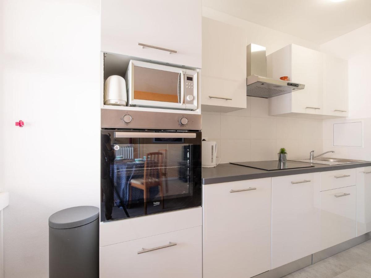 Apartment Le Mediterranee-1 By Interhome Frejus Exterior photo